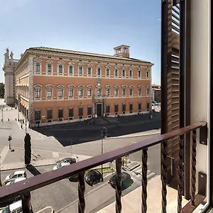 https://laterani-suite.it-romehotels.com